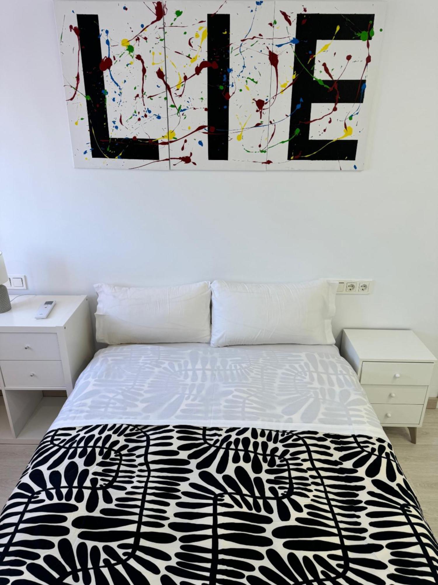 Gallery Princesa Malaga Bagian luar foto